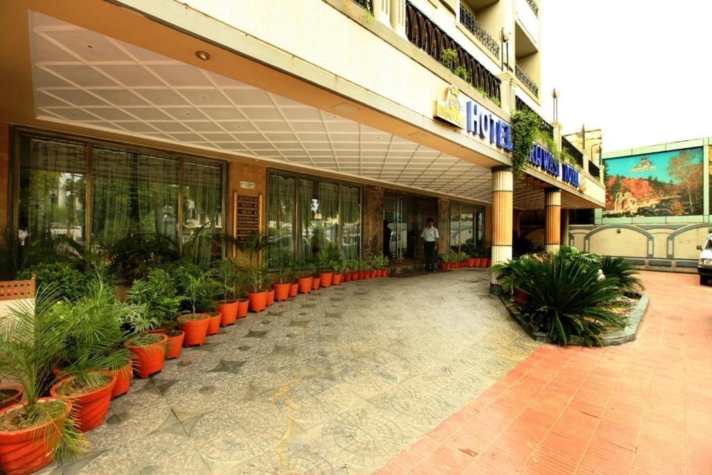 Brijwasi Royal Hotel Mathura Exterior photo